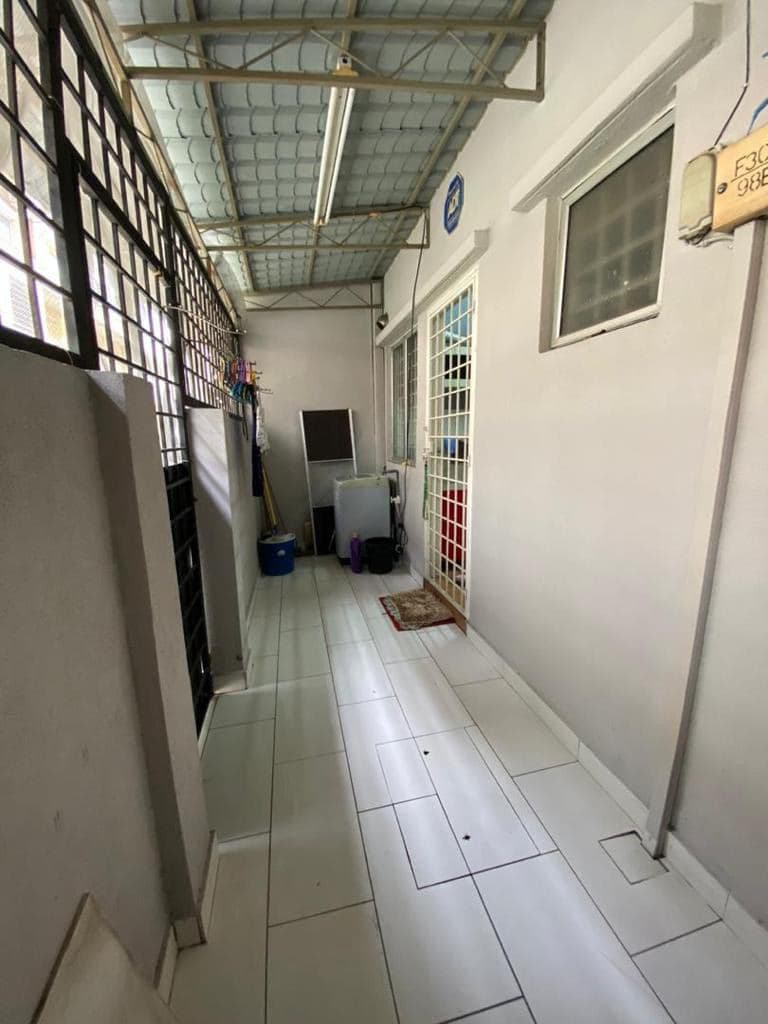 DOUBLE STOREY TERRACE SECTION 23 SHAH ALAM - photo 8