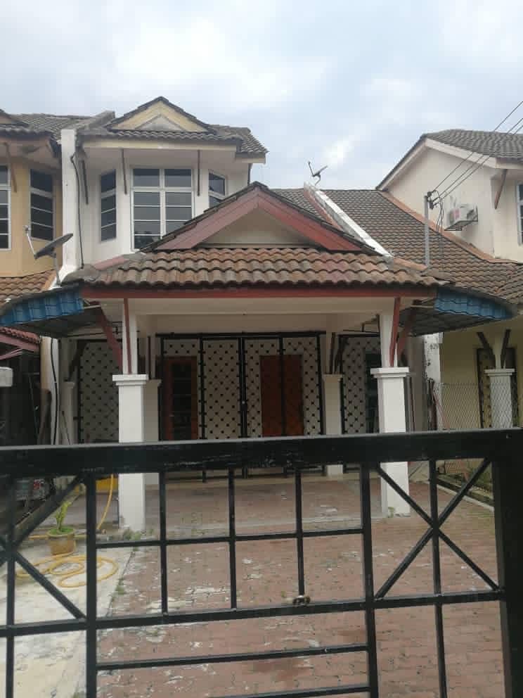 DOUBLE STOREY TERRACE SECTION 8 SHAH ALAM