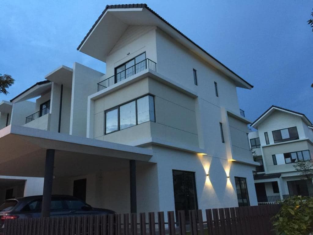 SPACIOUS CORNER 3 STOREY SUPERLINK RAWANG - photo 3
