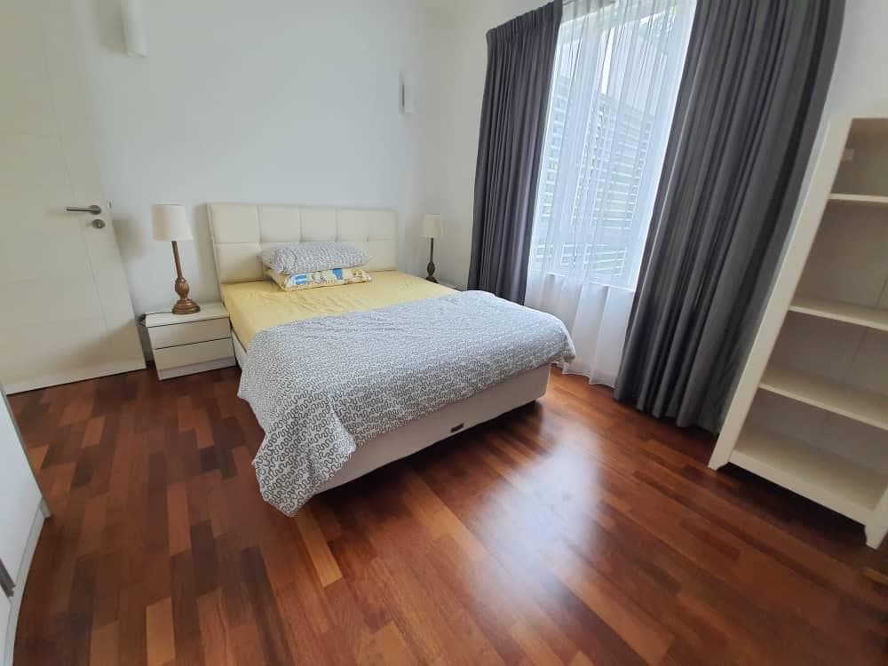 SURIAN CONDOMINIUM FULL FURNISH THE CURVE - photo 8