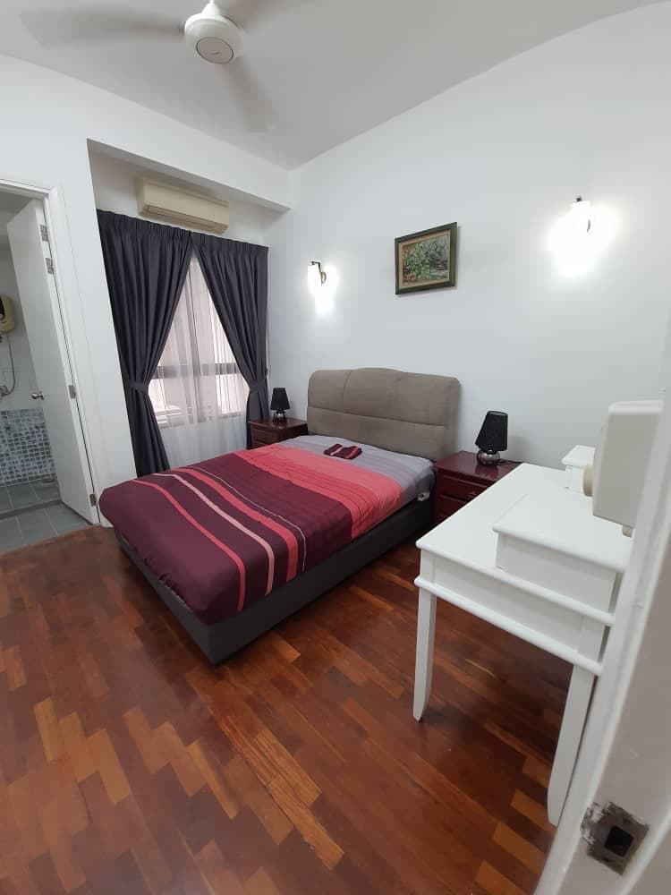 SURIAN CONDOMINIUM FULL FURNISH THE CURVE - photo 11