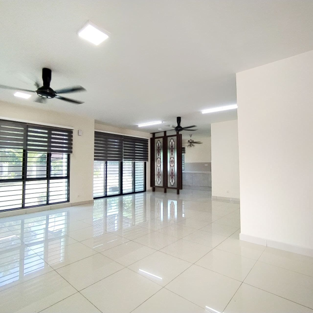 SPACIOUS CORNER ZIRCONA DOUBLE STOREY ALAM IMPIAN - photo 12