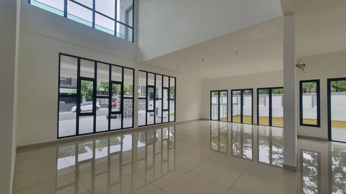 NEW LUXURY BUNGALOW VILA ELEMEN KGSAAS SHAH ALAM - photo 2