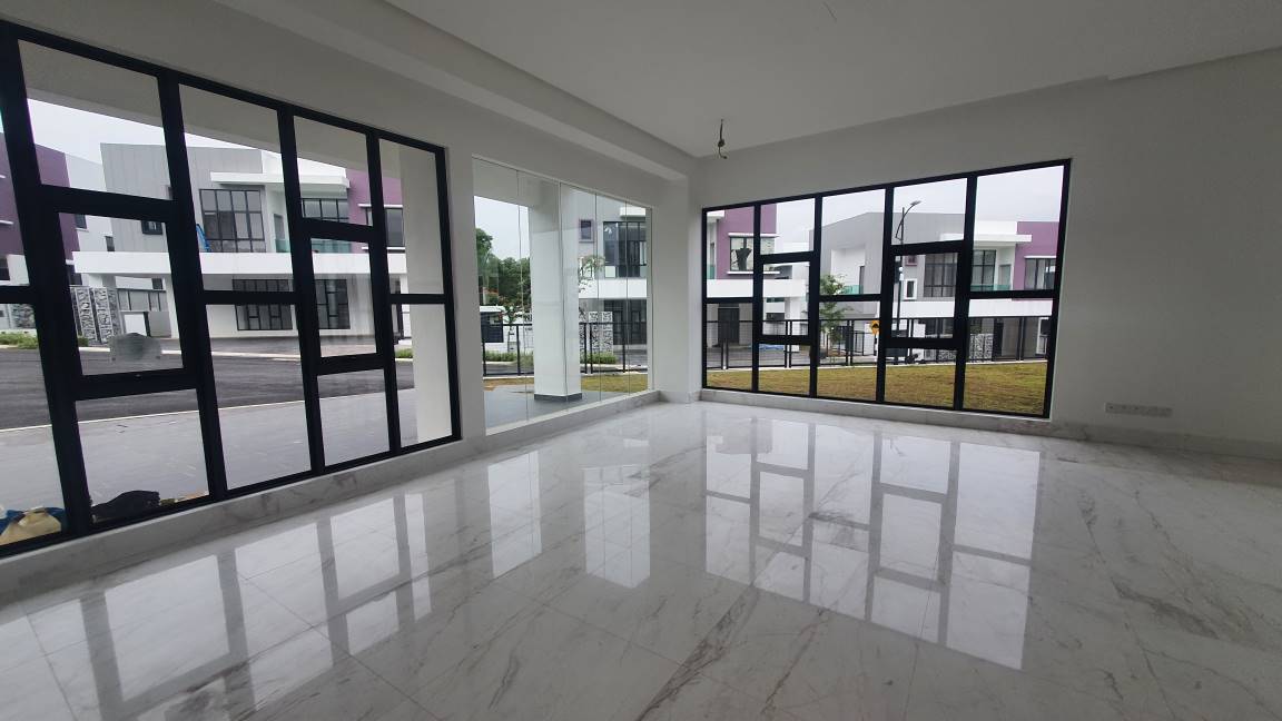 TYPE D NEW BUNGALOW KGSAAS VILA ELEMEN SHAH ALAM - photo 2