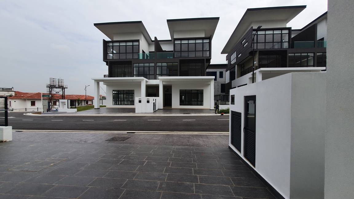 NEW SEMI D LUXURY KGSAAS SHAH ALAM