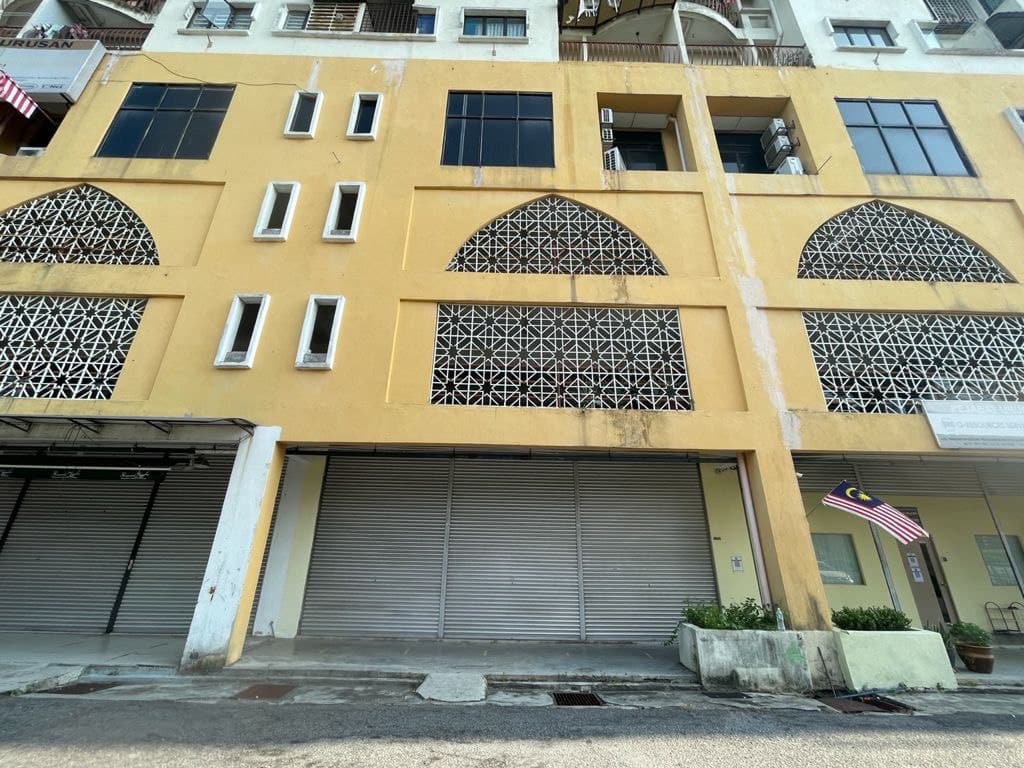SHOPLOT SEKSYEN 16 SHAH ALAM - photo 3