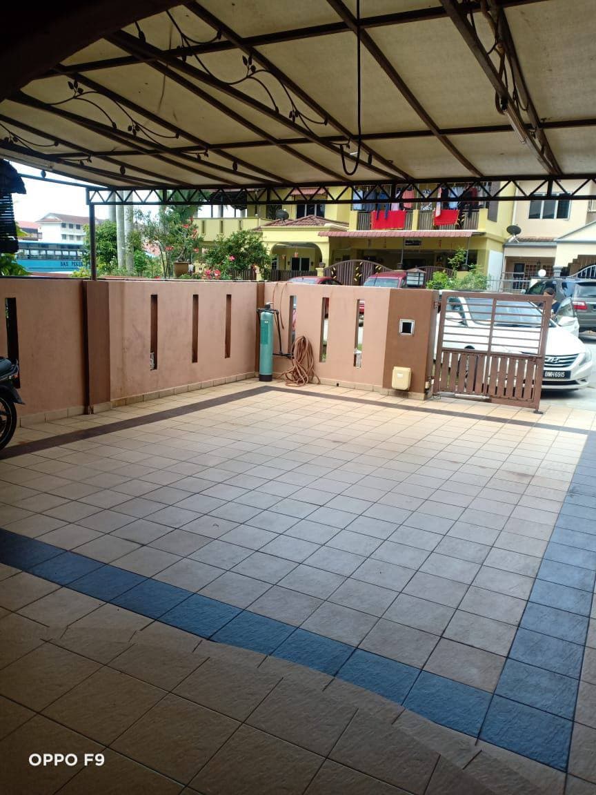 Double Storey Taman Sri Andalas Klang - photo 2