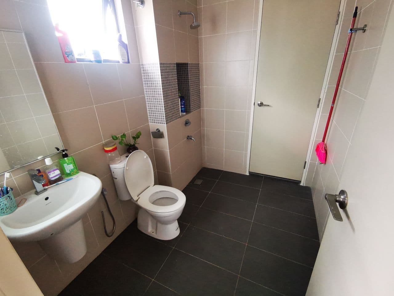 Freehold Double Storey Nahara Bandar Bukit Raja - photo 3