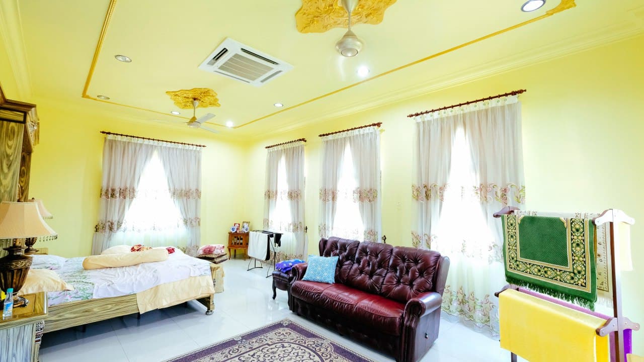 Freehold Bungalow Palace Kota Warisan Sepang - photo 5