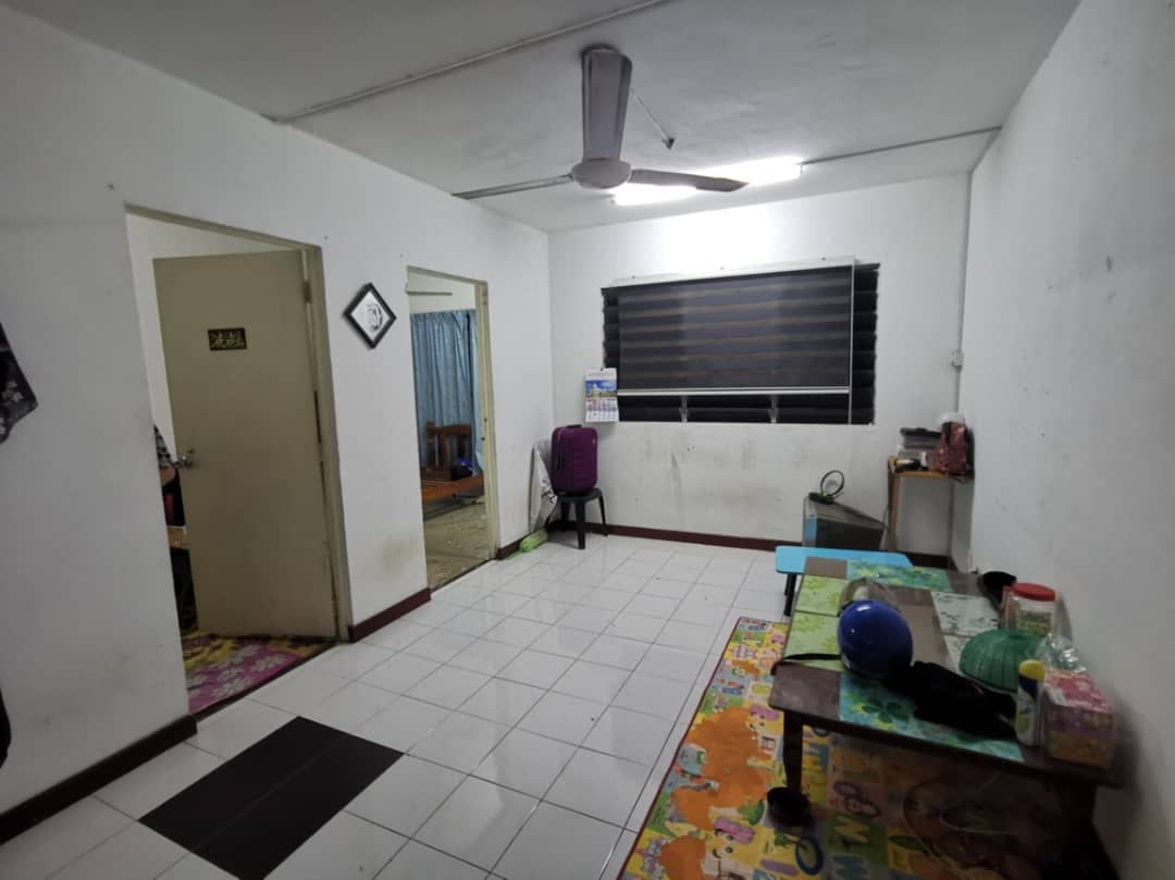 Flat Pkns Section Twenty Four Shah Alam - photo 2