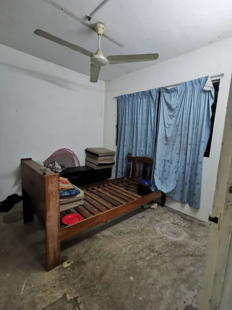 Flat Pkns Section Twenty Four Shah Alam - photo 3