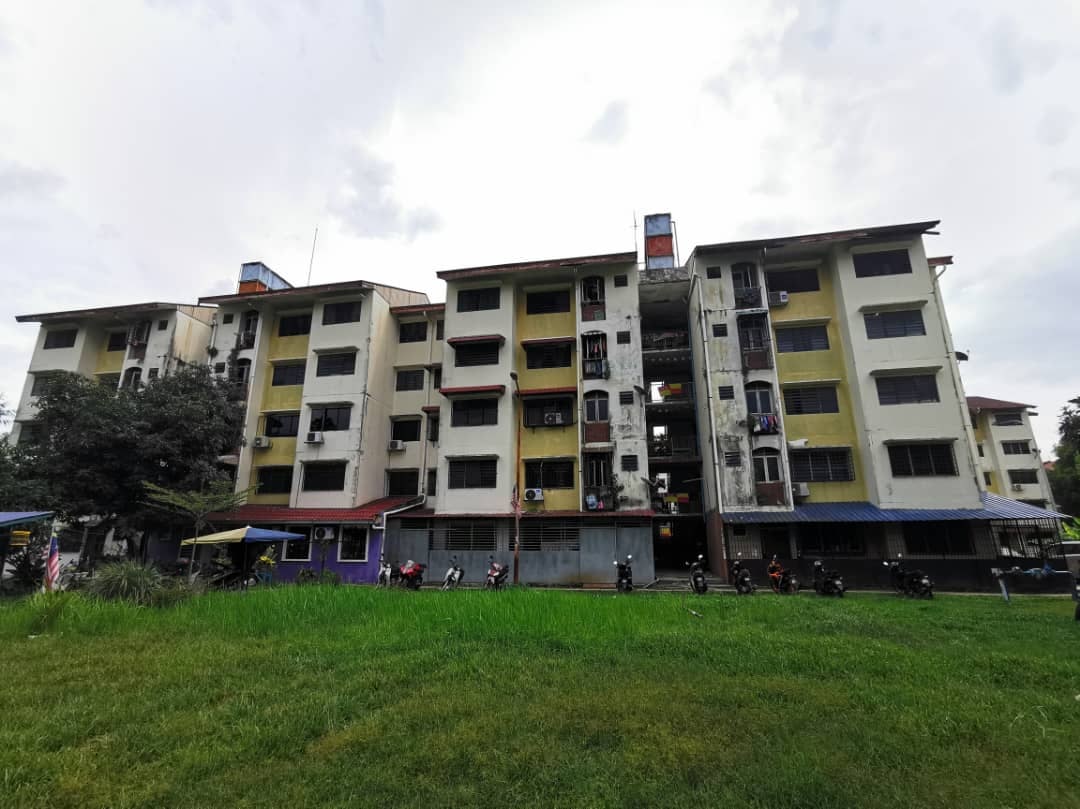 Flat Pkns Section Twenty Four Shah Alam - photo 9