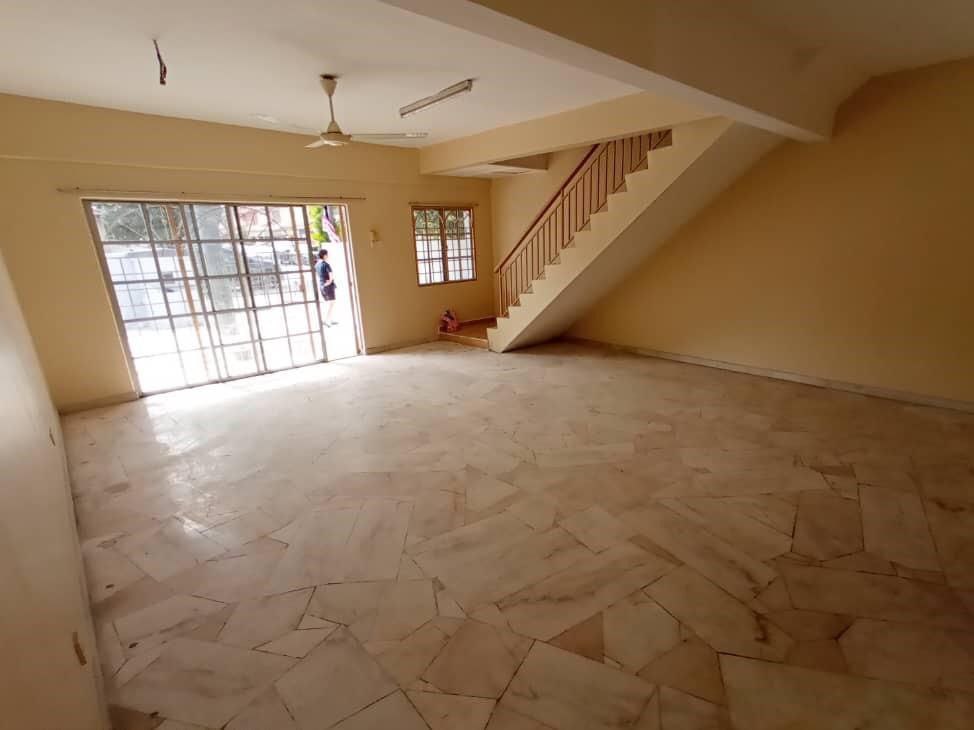 Freehold Double Storey Terrace Berjaya Park Shah A - photo 3