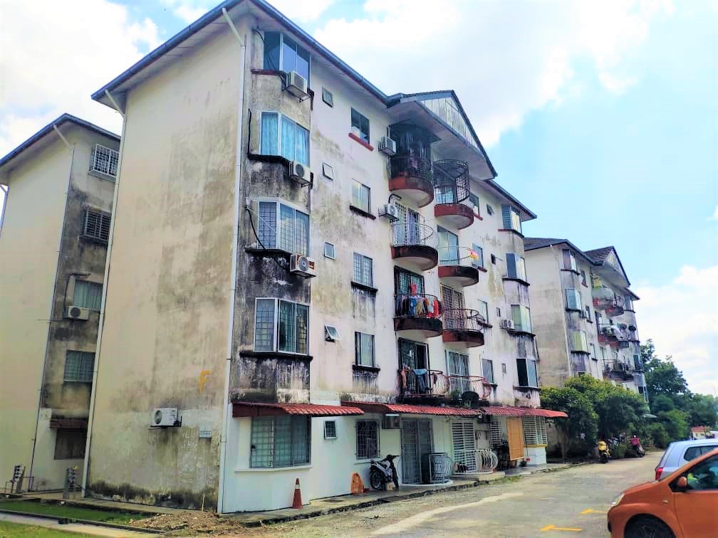 Apartment Desa Mutiara Top Hill at Kajang - photo 3