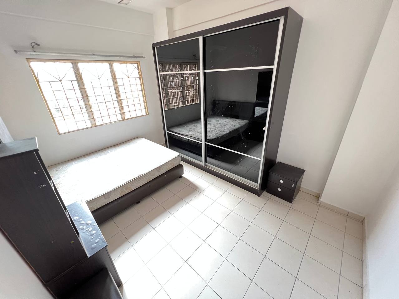 Freehold Apartment Selesa i Resort Kajang - photo 11