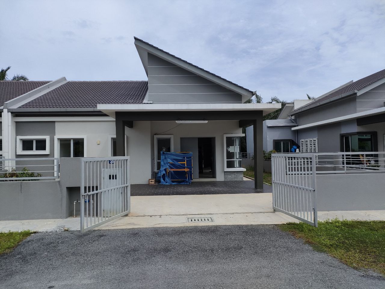 Semi D Taman Bentara Jalan Kebun Baru - photo 1