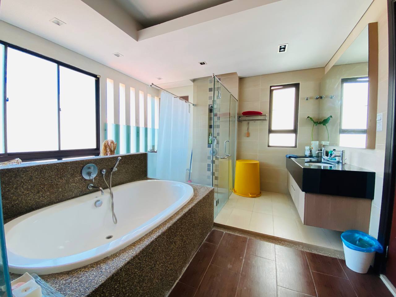Fully Furnished Bungalow Three Storey Riverview - photo 7