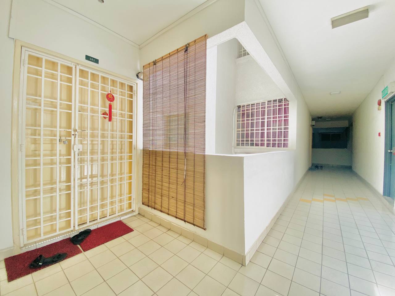 Facing Pool Condominium Puncak Seri Kelana Damansa - photo 2