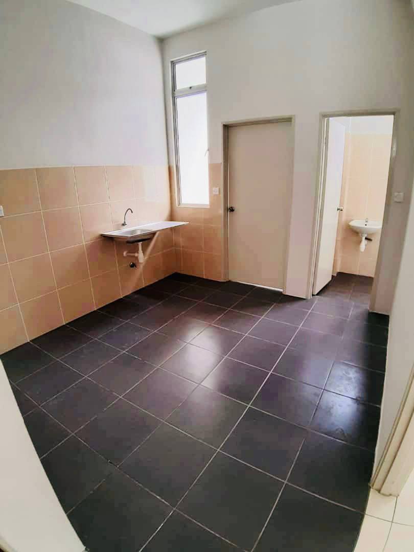Freehold Double Storey Bandar Mahkota Banting - photo 8