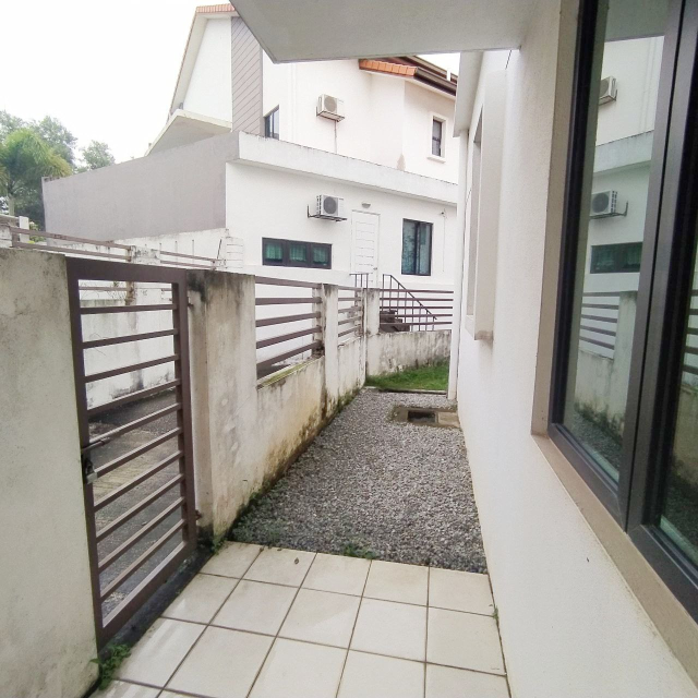 Huge Land Corner Double Storey Alam Impian - photo 10