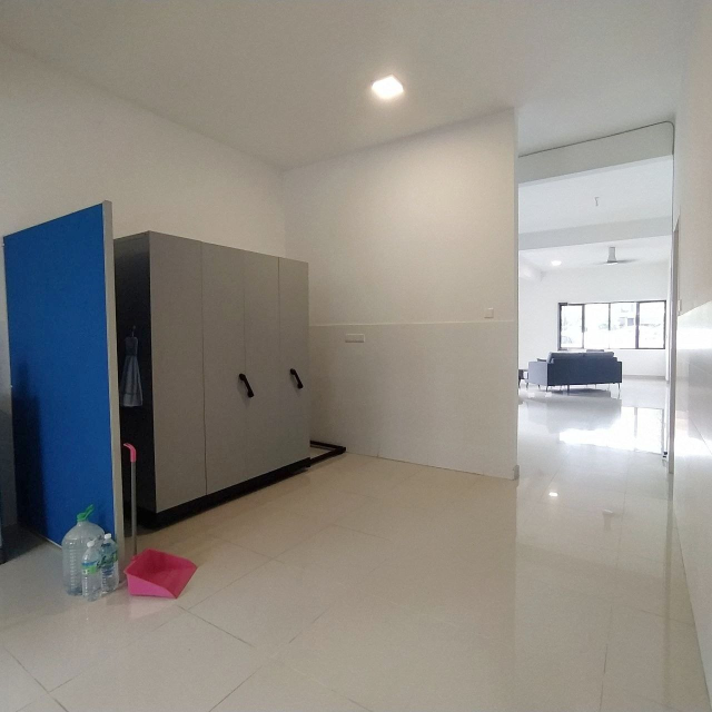 Huge Land Corner Double Storey Alam Impian - photo 12
