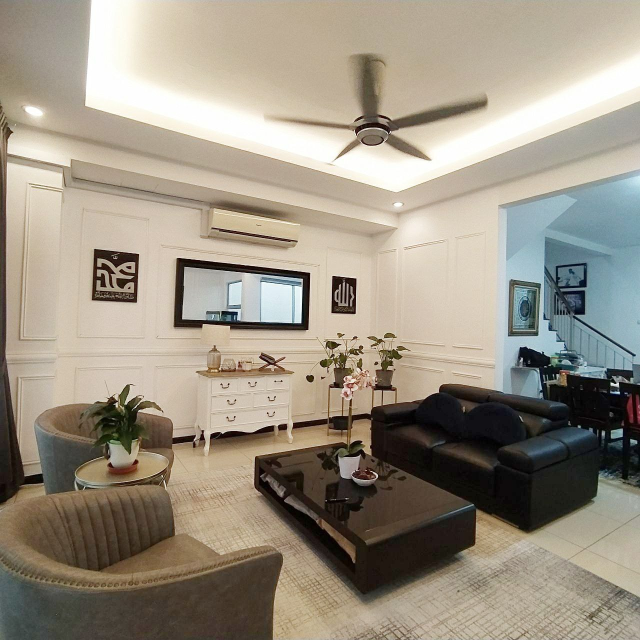 Freehold Double Storey Spira Alam Impian