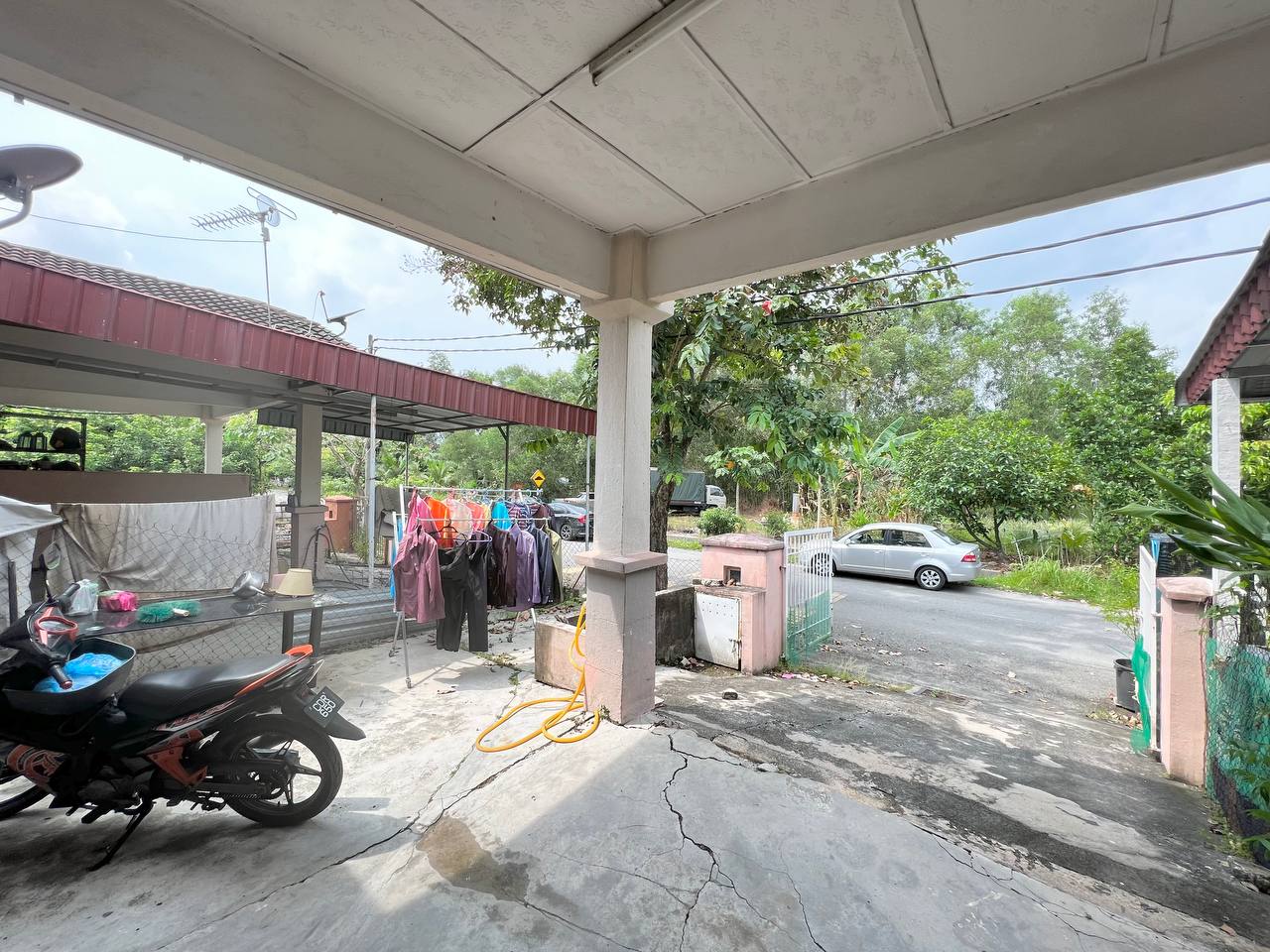 Facing Open Single Storey Taman Arked Dengkil - photo 11