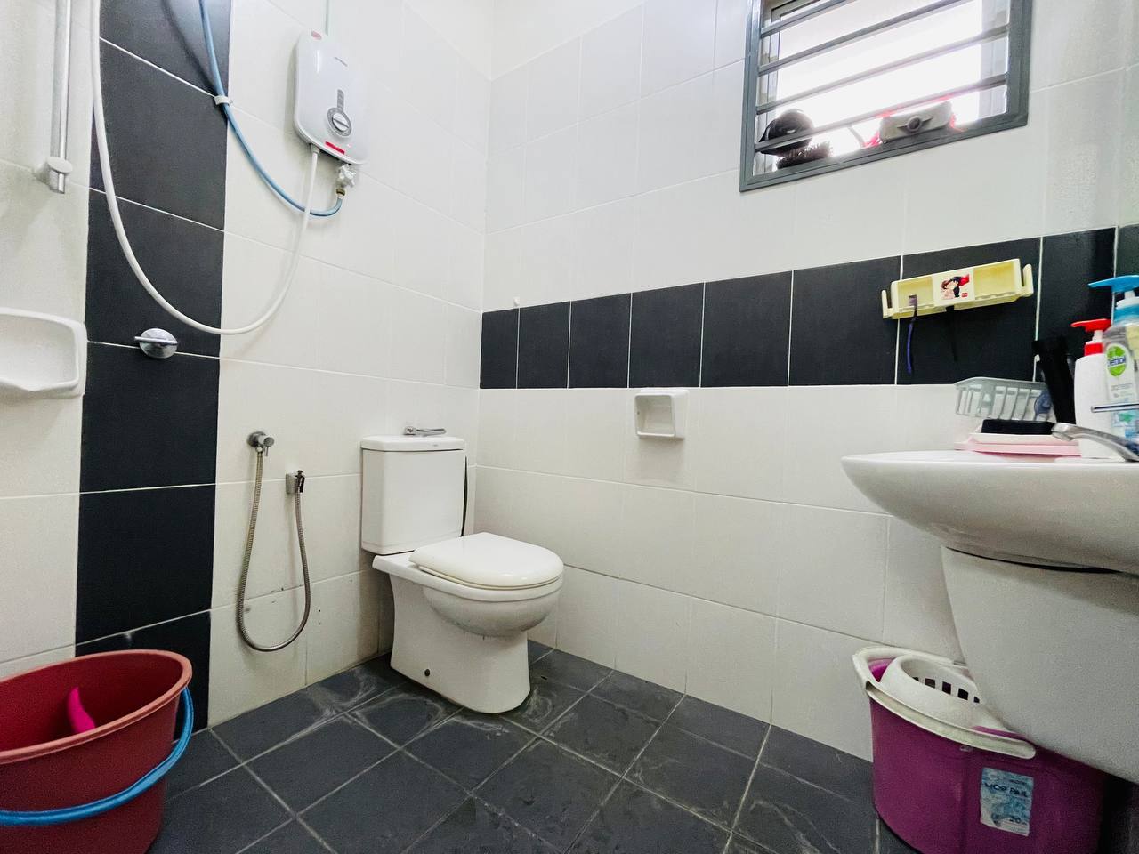 Freehold Double Storey Laman Orkid Nilai Impian - photo 9