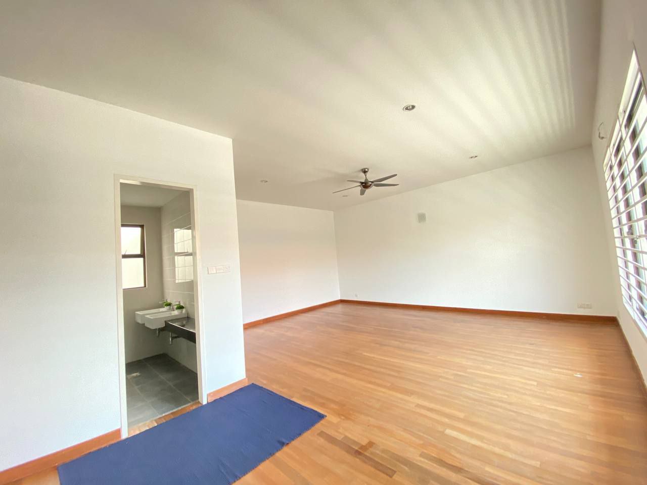 Spacious Built Up Freehold Pentas Alam Impian - photo 8