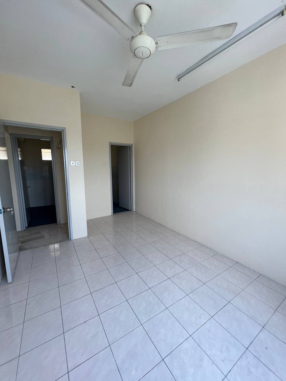 With Roof Top Space Apartment Desaminium Flora - photo 9
