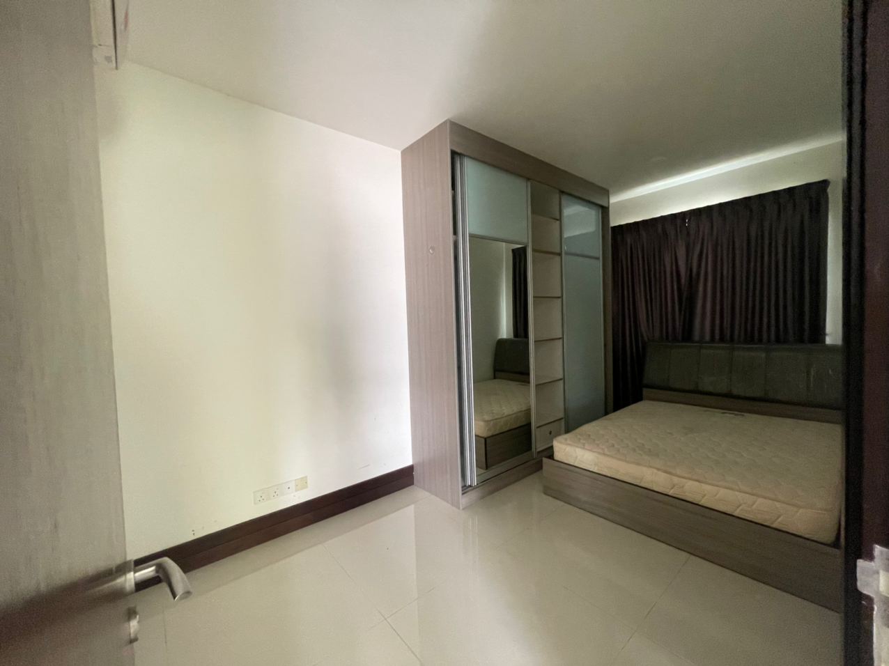 Freehold Triplet Bungalow Corner Damaisari Wangsa - photo 12