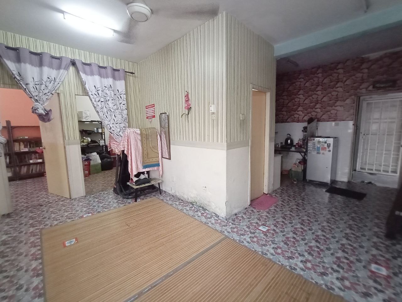 Ground Floor Sri Ayu Apartment Bandar Putera Klang - photo 7