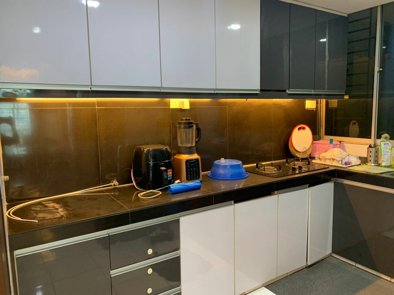 Freehold Facing Klcc Diamond Regency Setapak - photo 12