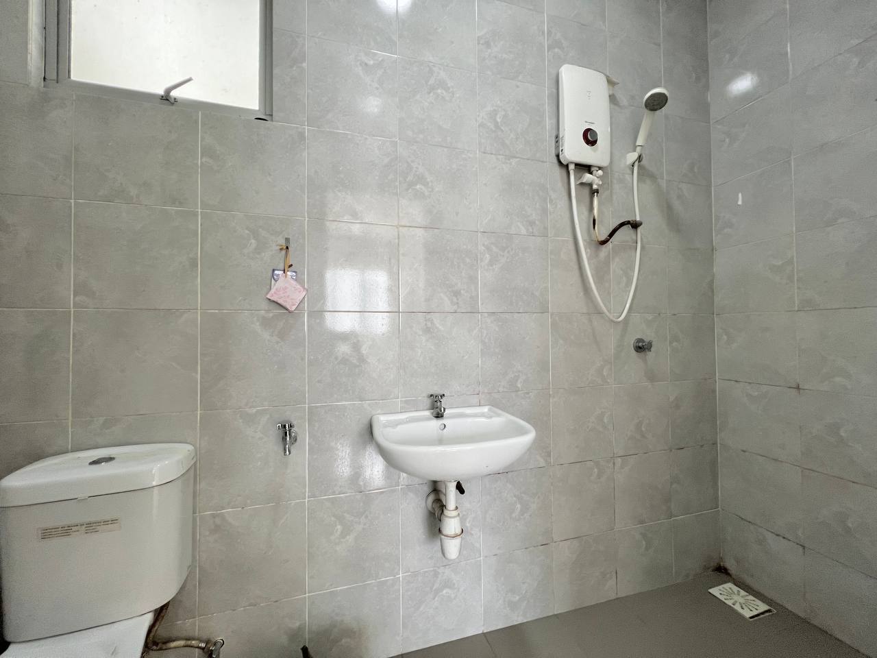 Partially Furnished Putra Impian Apartment Bangi - photo 3