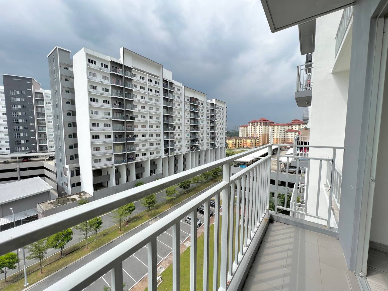 Partially Furnished Putra Impian Apartment Bangi - photo 4
