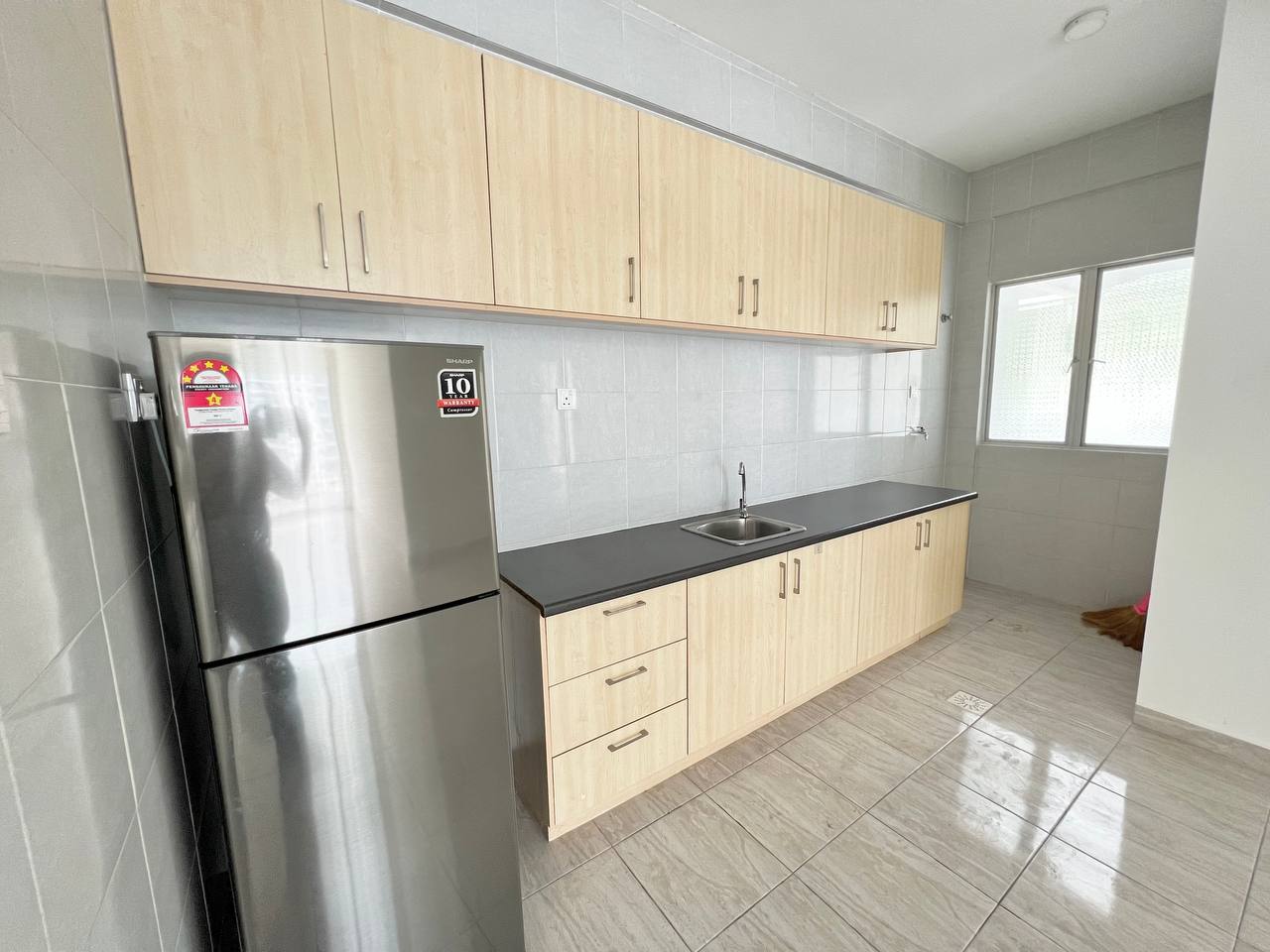 Partially Furnished Putra Impian Apartment Bangi - photo 5