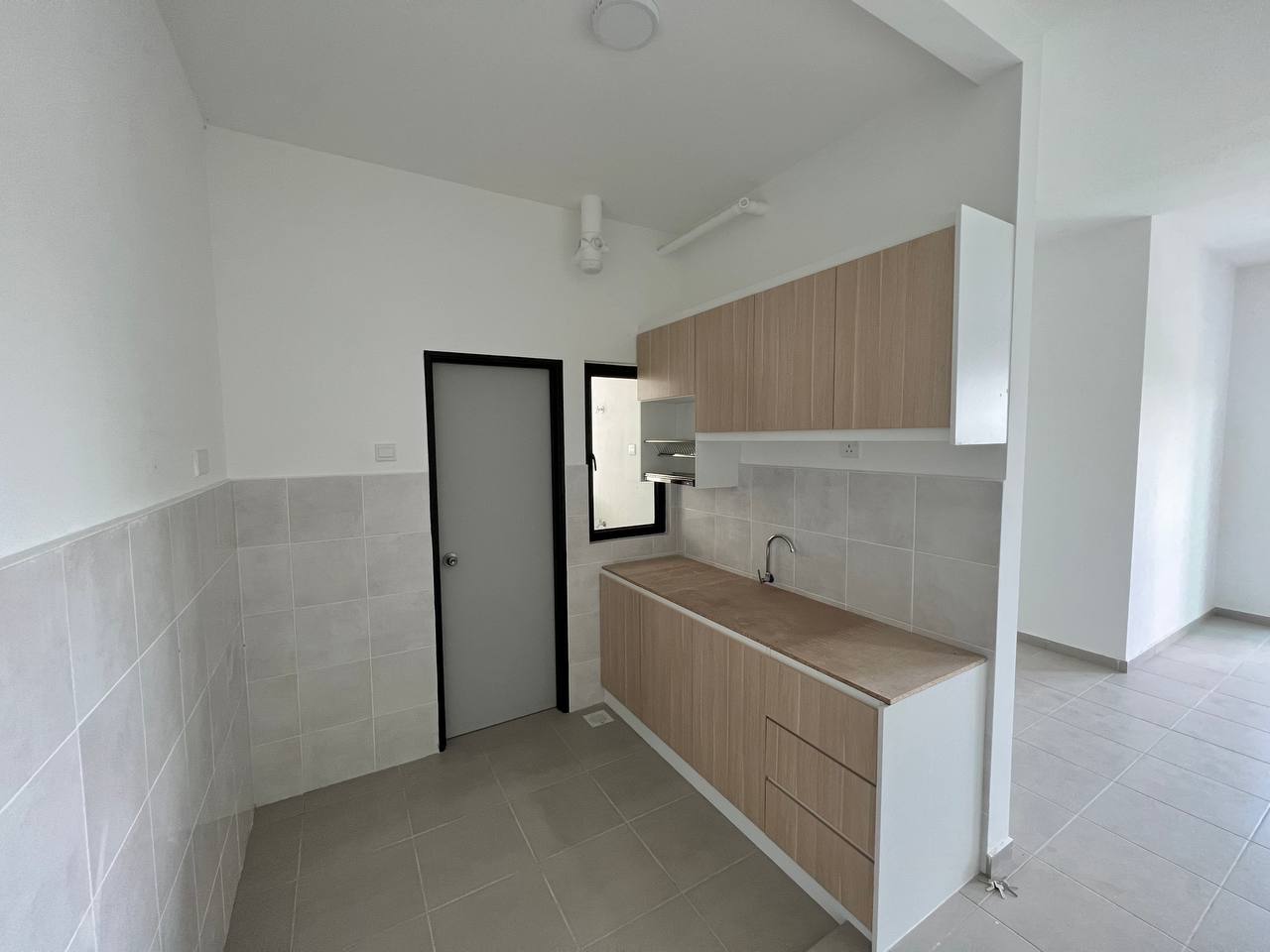 Freehold Residensi Aman Bandar Teknologi Kajang - photo 4