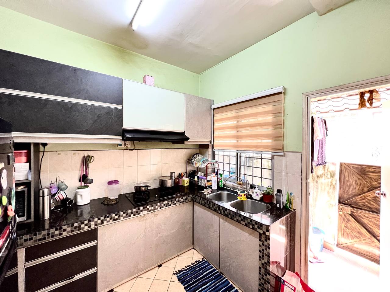Double Storey Terrace Subang Galaxy - photo 10