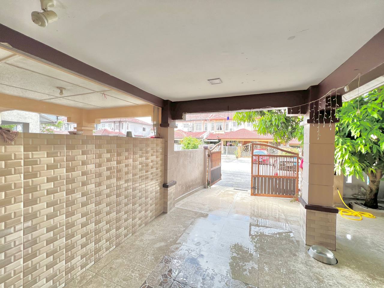 Double Storey Terrace Subang Galaxy - photo 12
