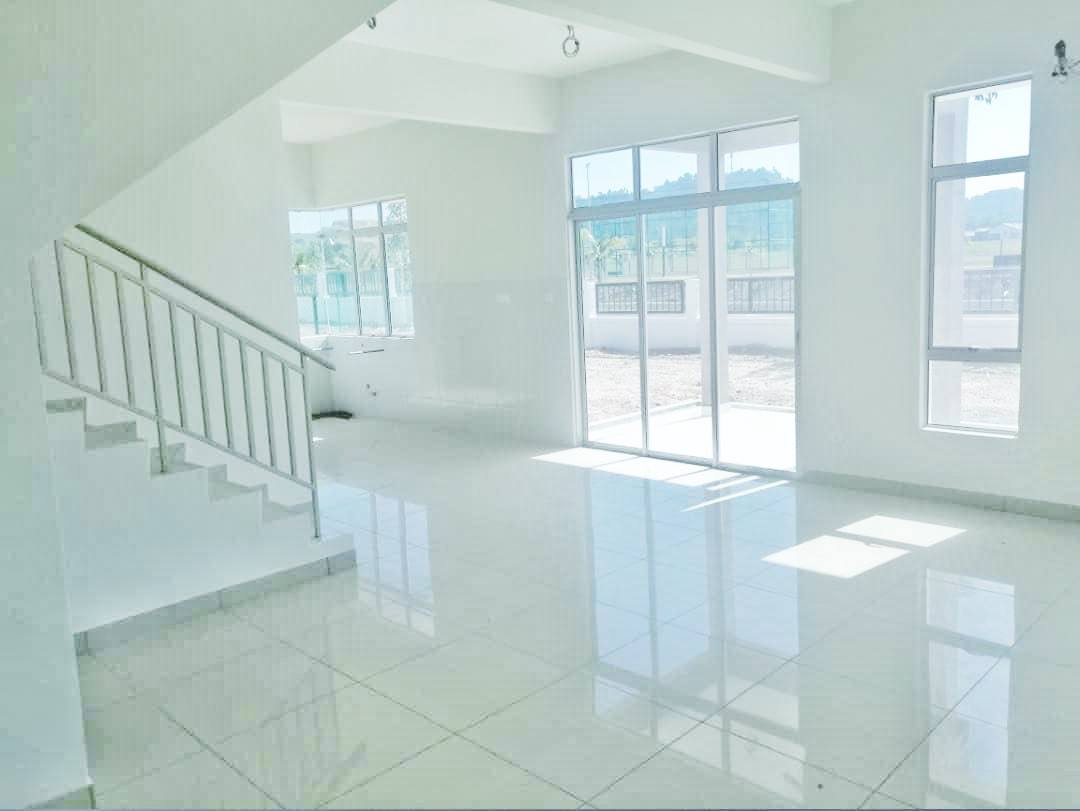 Corner Lot Double Storey Bandar Hillpark Puncak Al