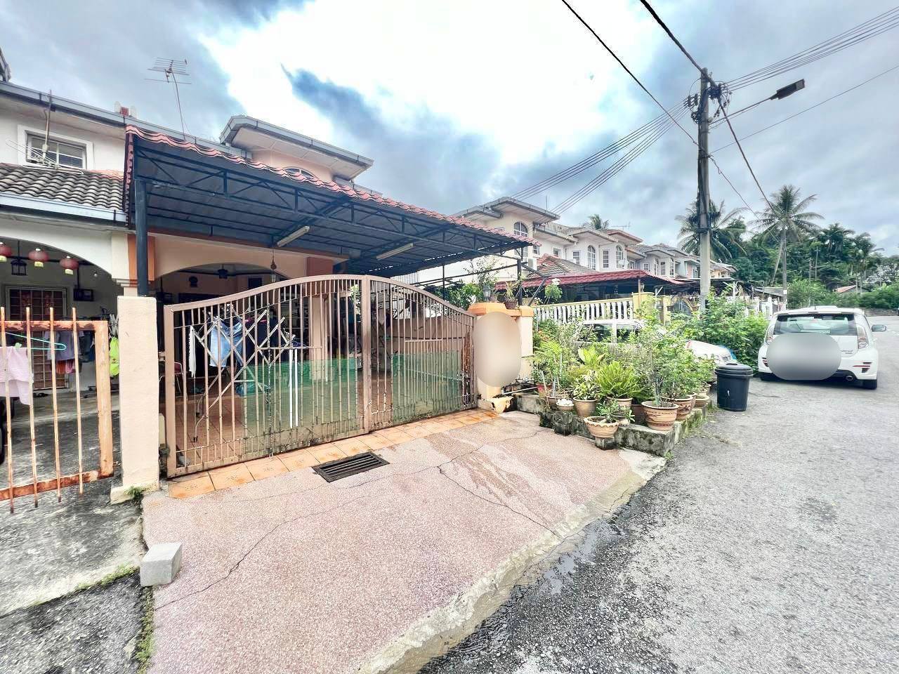 Freehold Double Storey Bandar Bukit Puchong - photo 13