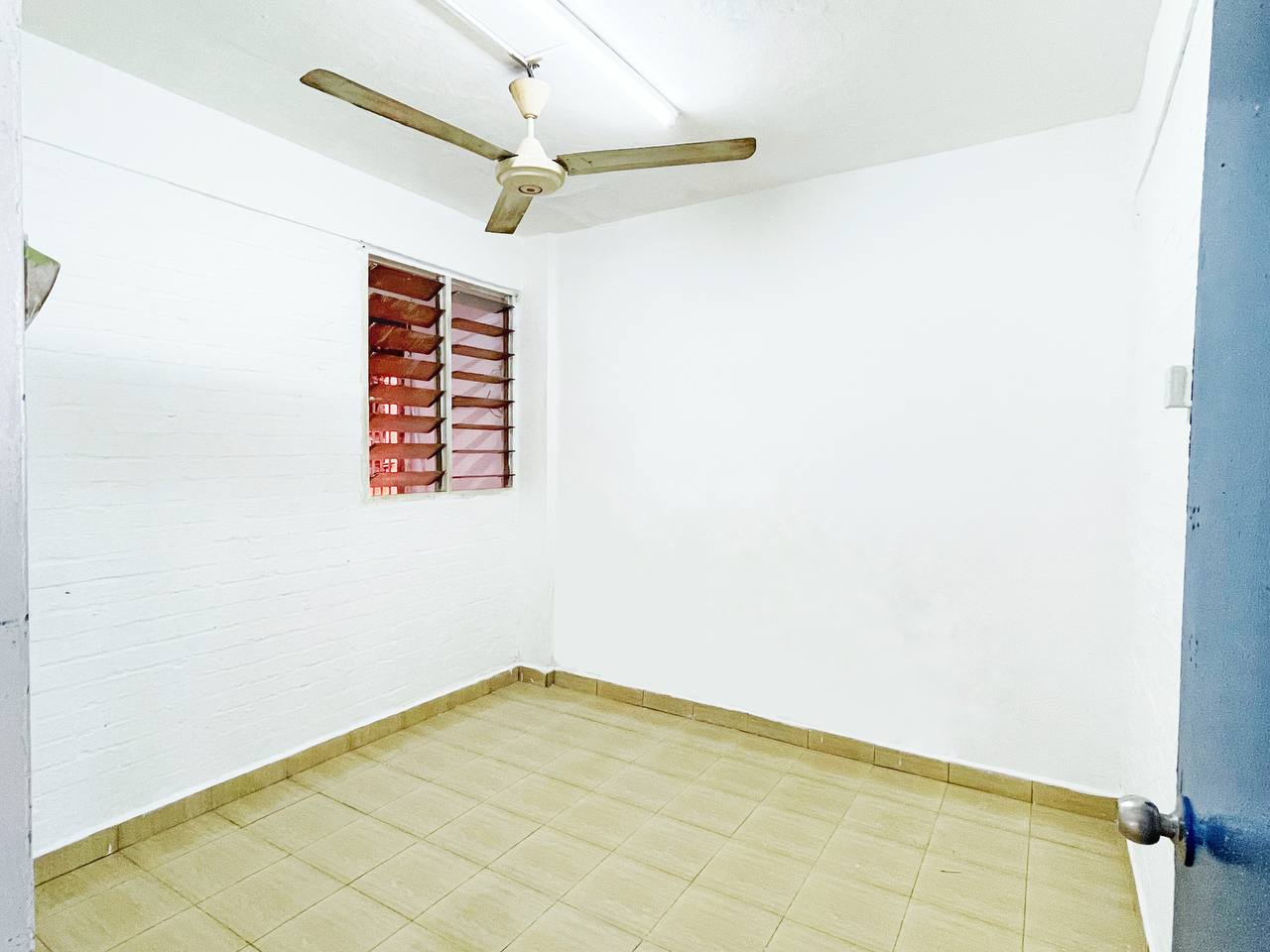 Fully Tiles New Paint Flat Taman Samudra Gombak - photo 8