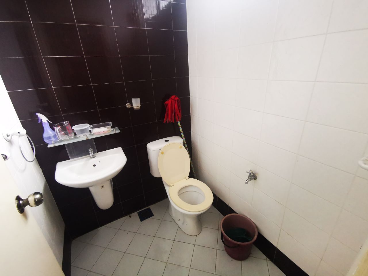 Corner Lot Double Storey Bungalow Shah Alam - photo 2