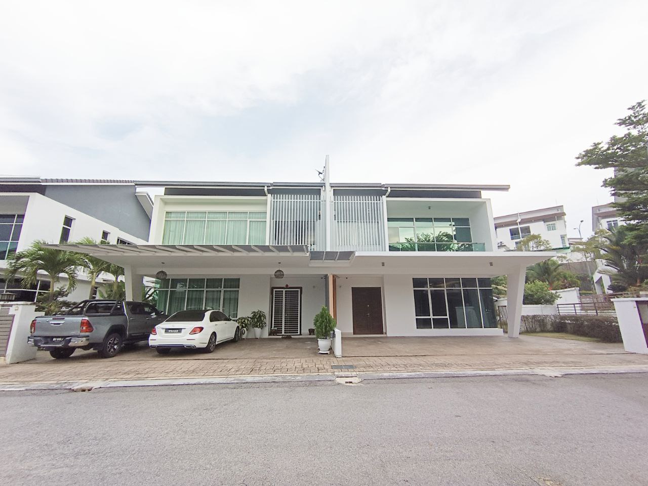 Semi Detached House Palmiera Kinrara Residence Puc - photo 3