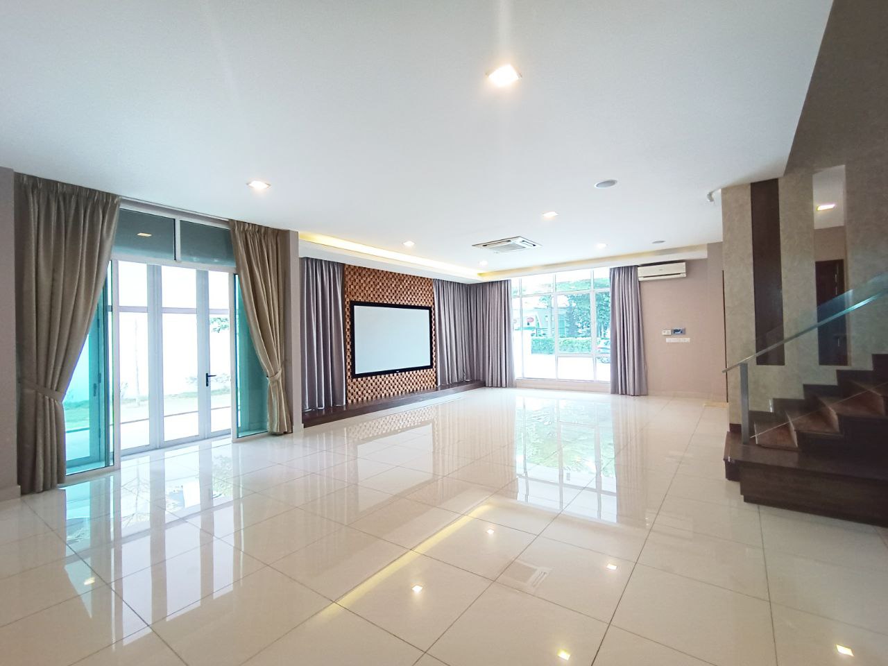 Semi Detached House Palmiera Kinrara Residence Puc - photo 13
