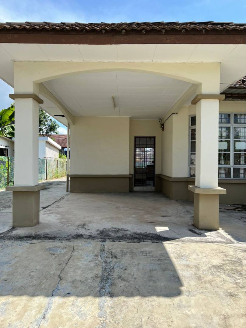 Freehold Bungalow Pantai Sepang Putra