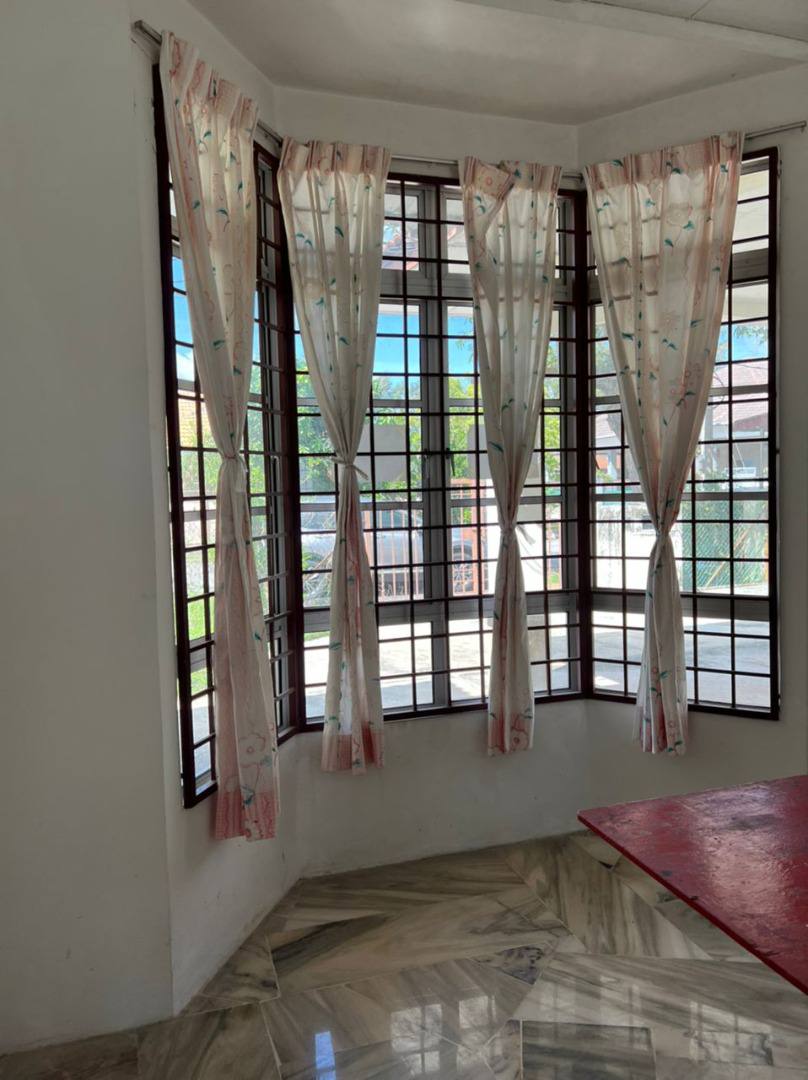 Freehold Bungalow Pantai Sepang Putra - photo 2