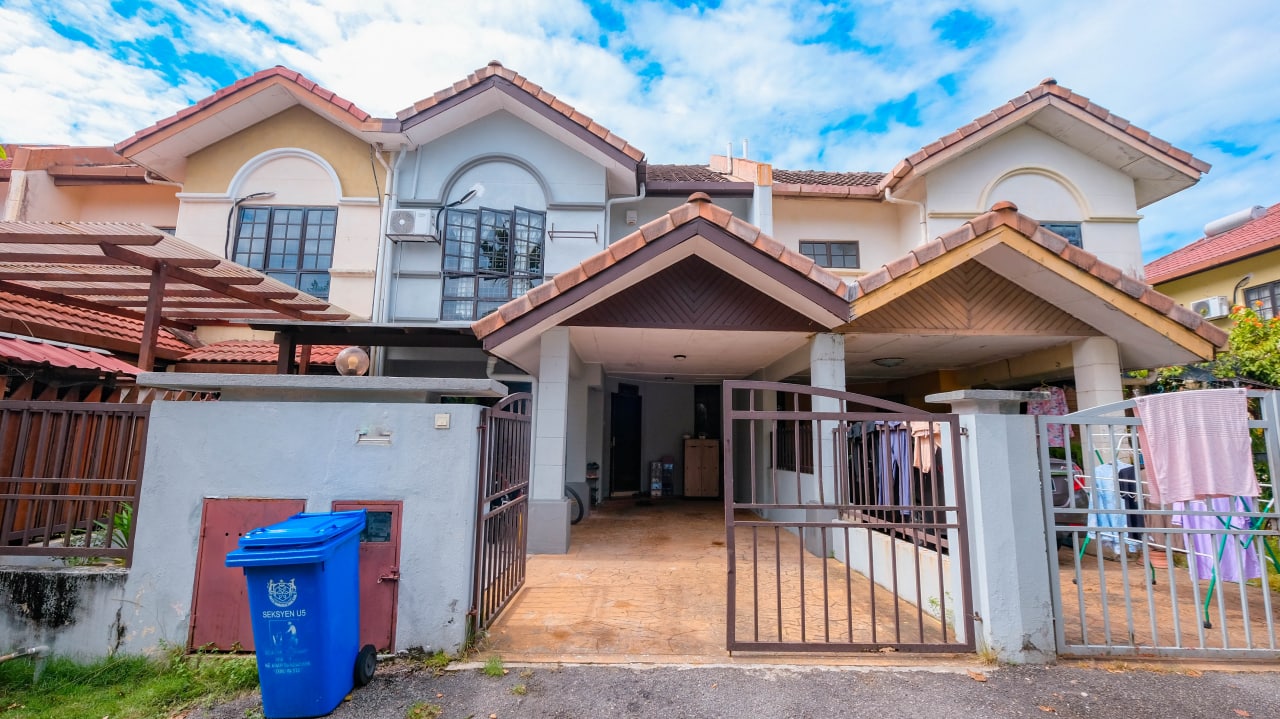 Double Storey Terrace Subang Bestari - photo 1