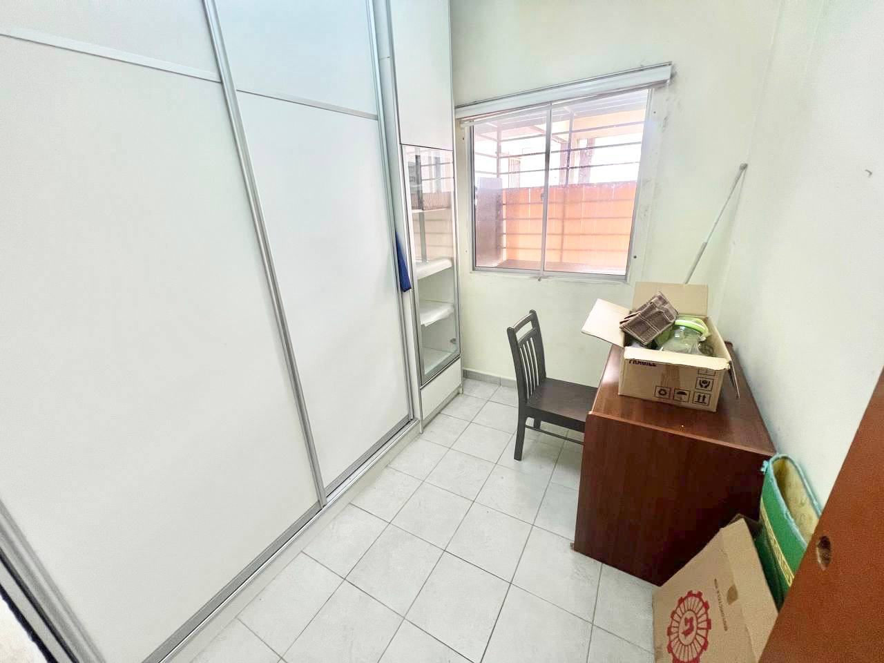 Level Two Corner Kajang Impian Apartment - photo 2