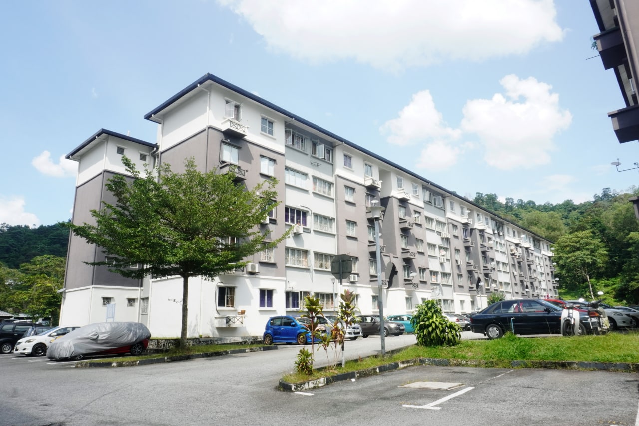 Apartment Sri Cempaka Pusat Bandar Puchong
